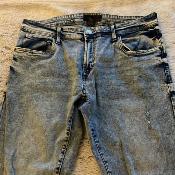 Nickel and Iron Distressed Slim Jeans 36x32 - Picture 2 of 11